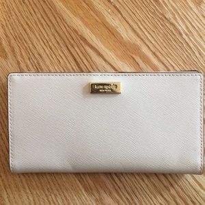 Kate Spade light pink wallet